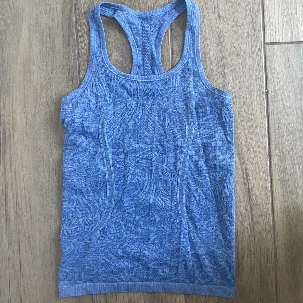 Lulu lemon run swift tank